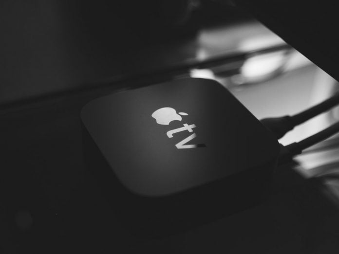 Internet mahdollistaa monia viihdyttäviä mahdollisuuksia pelaamiseen Internet mahdollistaa monia viihdyttäviä mahdollisuuksia pelaamiseen